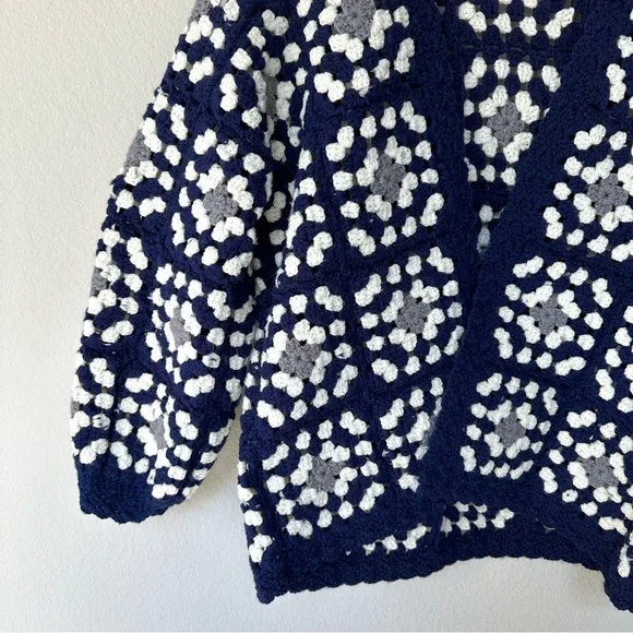 Granny Square Vintage Crocheted Cardigan Balloon Sleeves S-L - Picture 4 of 10